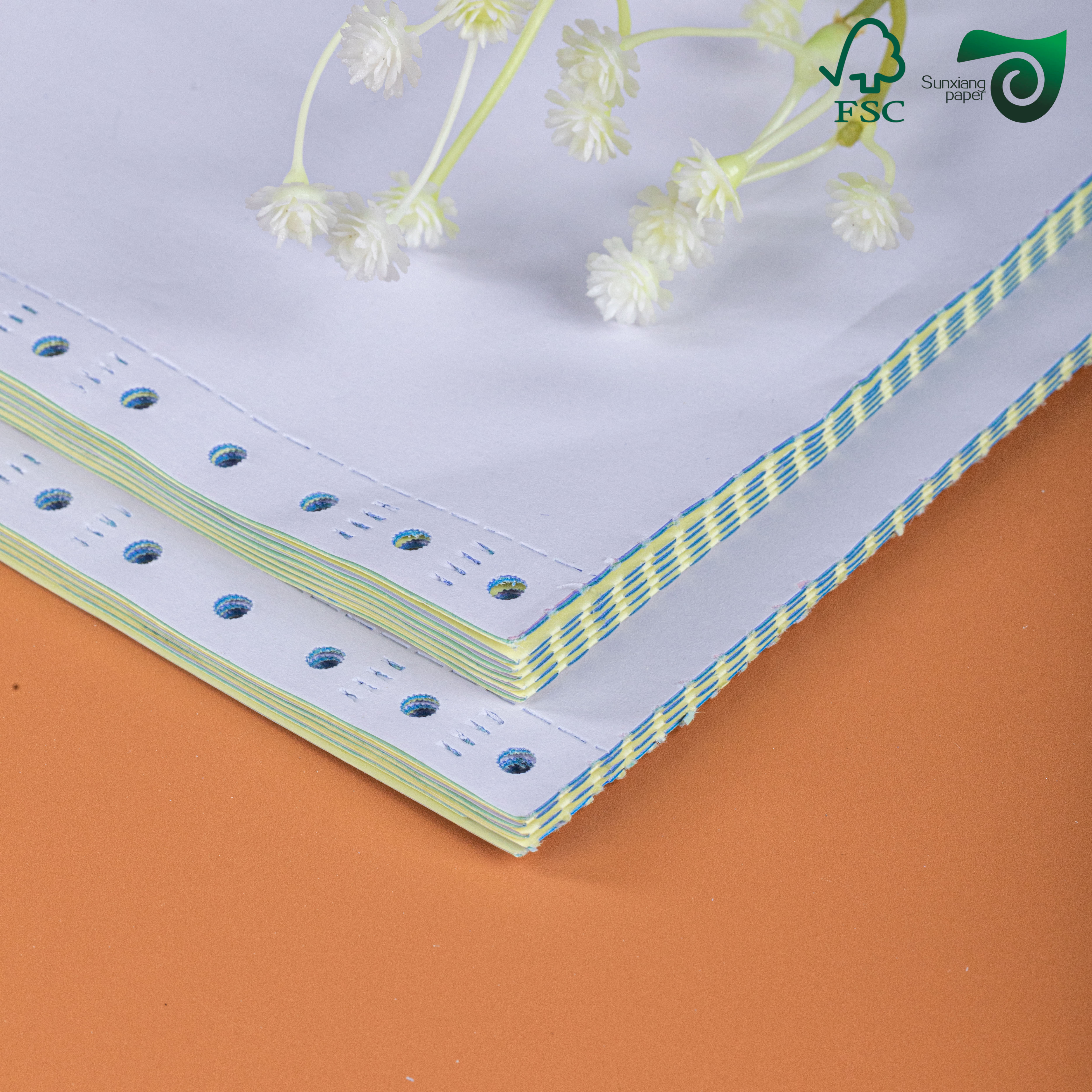 FSC 50GSM 55GSM NCR Carbonless Copy Paper Roll With Black Blue Imaging from